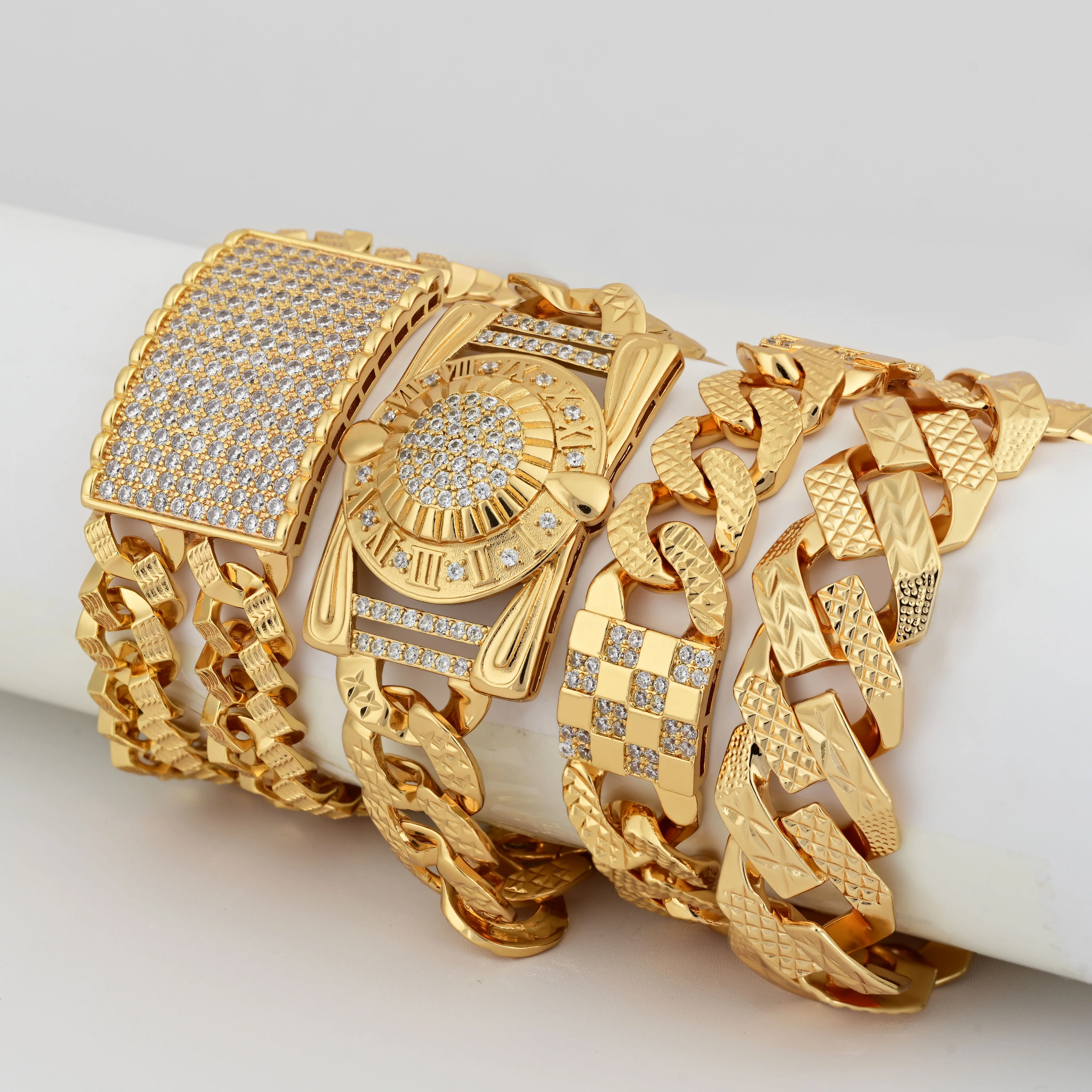 mode Zirkon Messing Damenarmbänder Diamant-Armband 18k Gold Plattiert Schmuck Kupfer-Armband