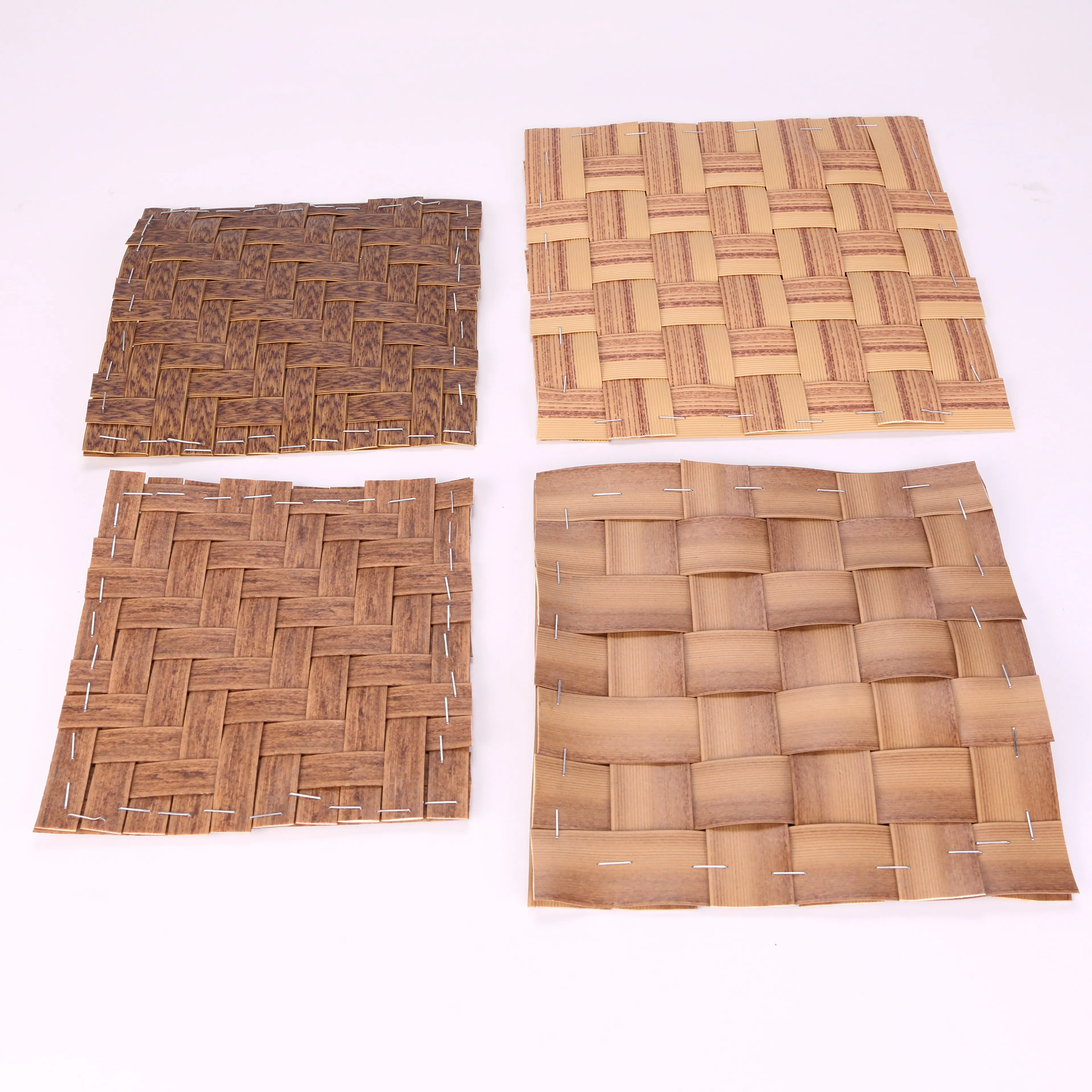 Nuovo foglio di stuoia di bambù intrecciato in Rattan di plastica per la decorazione del soffitto