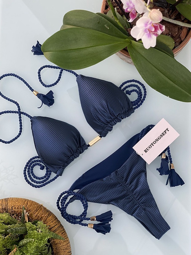 Bleu foncé