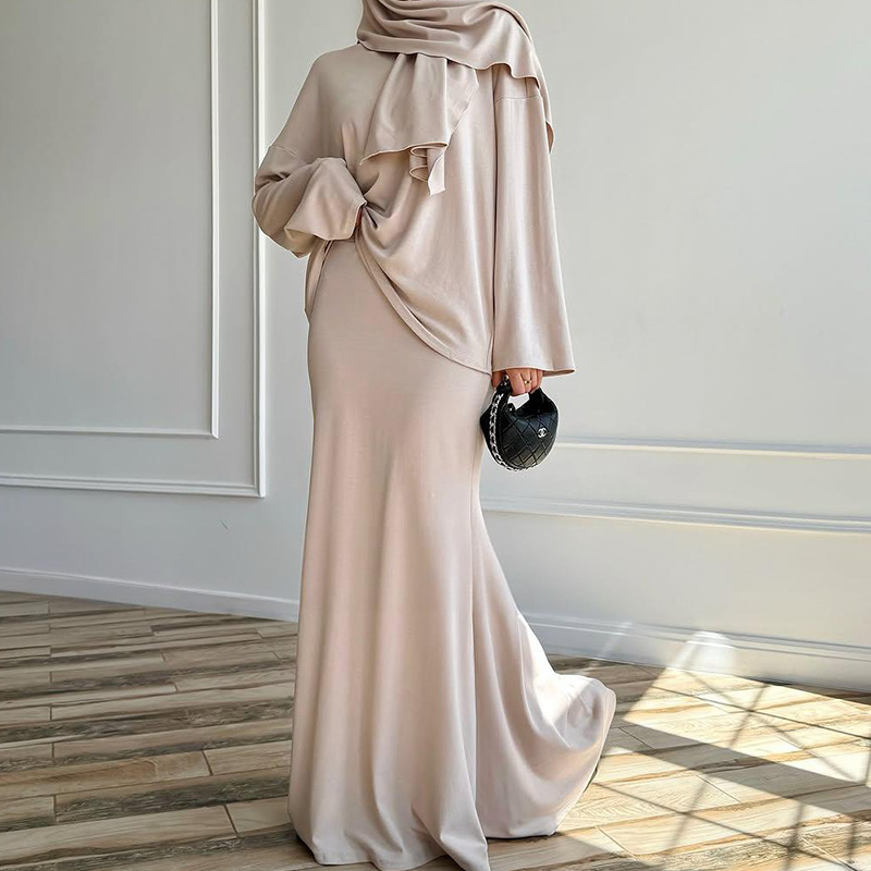 Khaki color