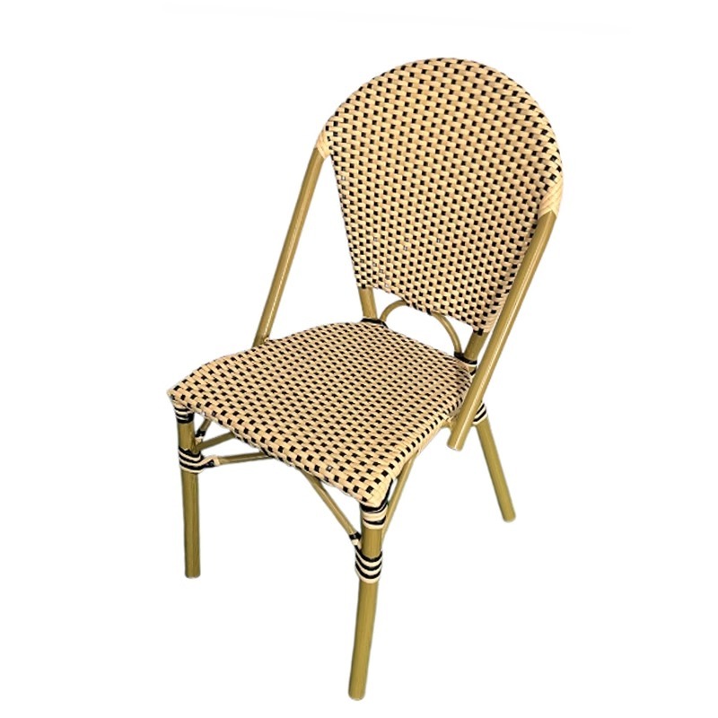 Sedia in rattan rosso arancio stile 33
