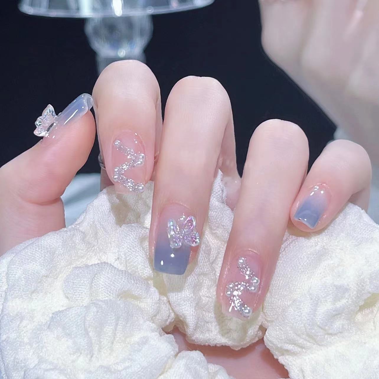 Z165 hielo a través de pegamento de mariposa azul