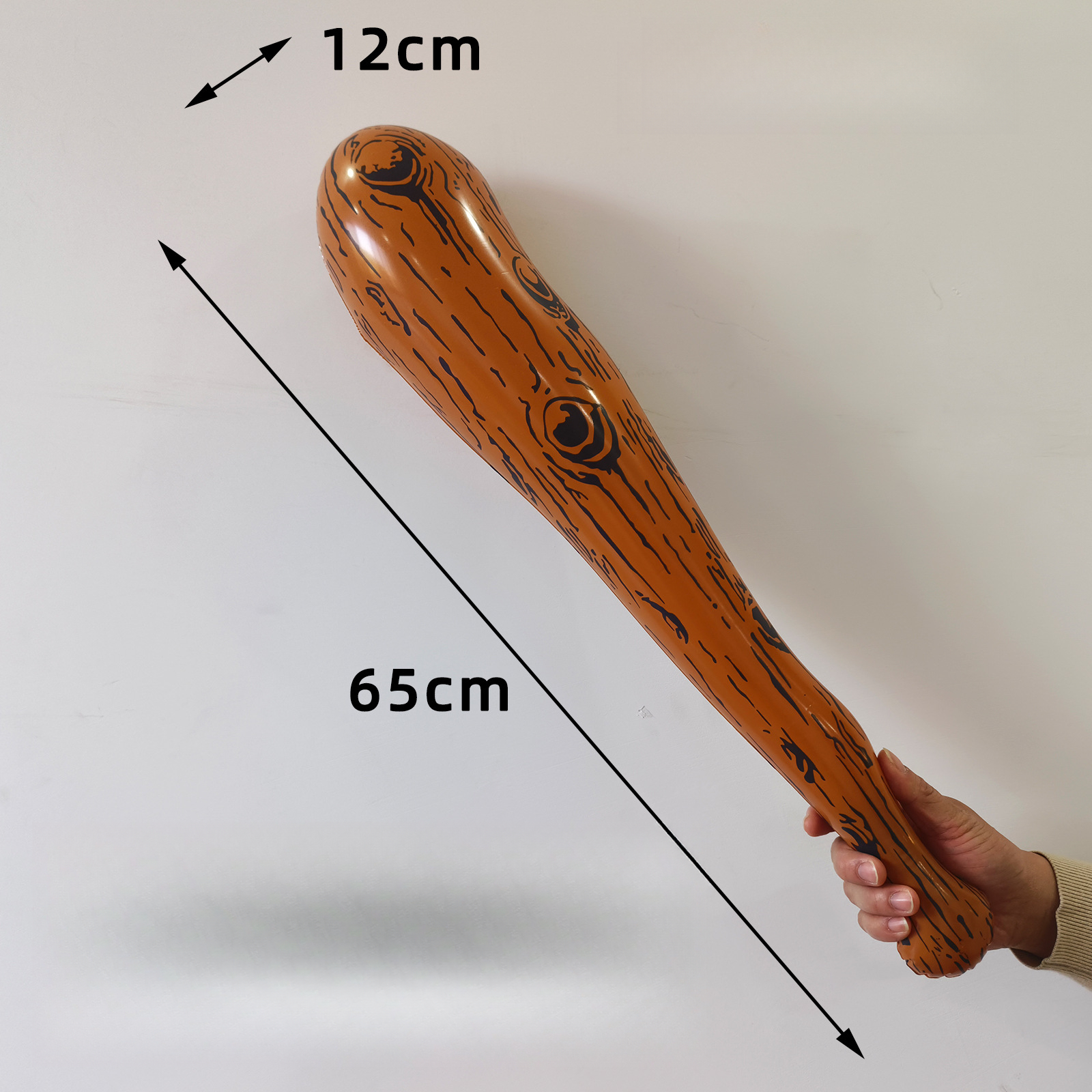 65 palitos pequeños con diseño de vetas de madera.