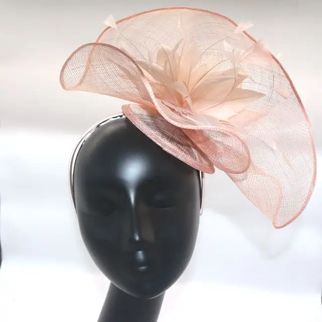 Sinamay E Cappello di Fascinator Della Piuma con la fascia