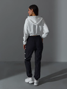 Bộ đồ thể thao nữ màu đen trắng phối màu, áo hoodie ngắn tay dài và quần jogger rộng, 2 món, phong cách đường phố, đang giảm giá - Product Image 3