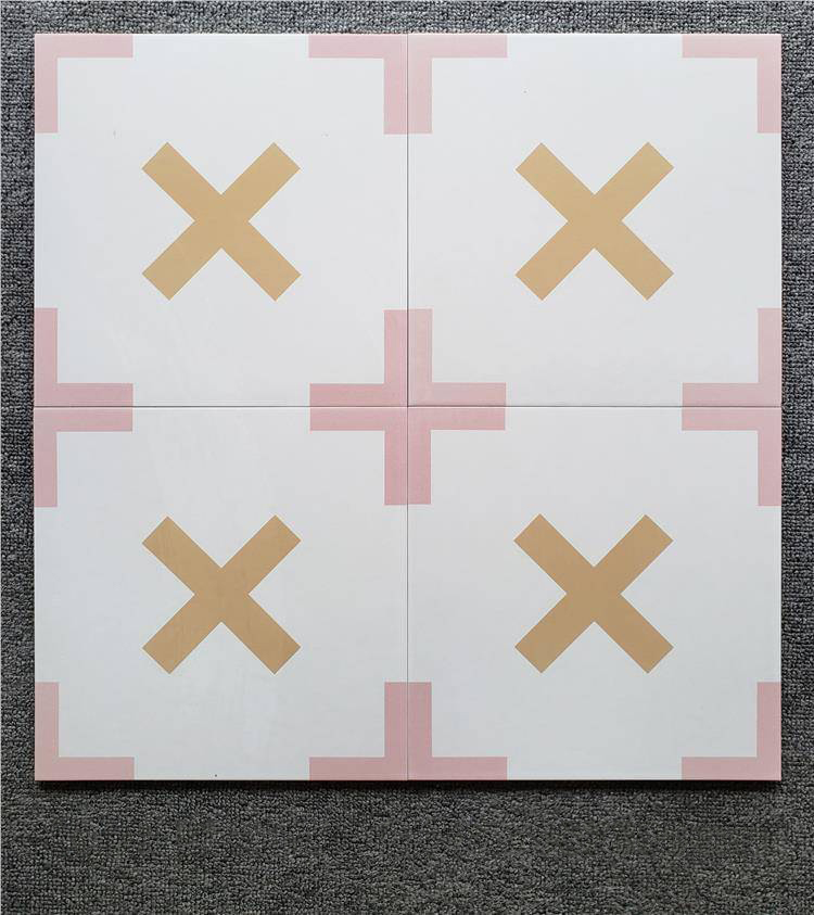 300x300 - 16