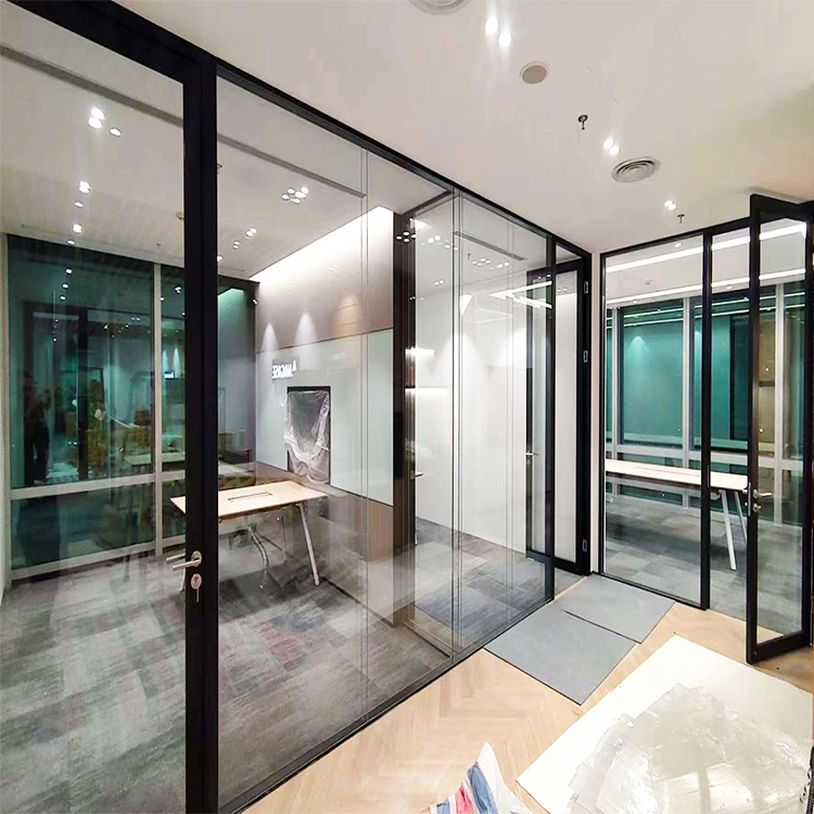 glass wall partition