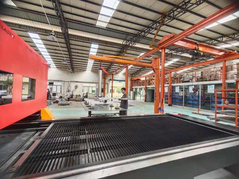 Top Two Axis Spinner Crane for Glass Paver Lifter Vacuum Lifting Machines