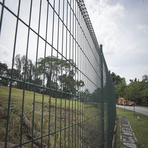 Personalizado Qualidade e quantidade assegurada roll top brc esgrima tipo roll top wire <span class=keywords><strong>mesh</strong></span> anti escalada cerca