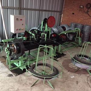 Máquina de alambre de acero trenzado, máquina de fabricación de malla de púas de prisión de Thron galvanizado, máquina automática de tejido de red de alambre de púas Doble - Product Image 1