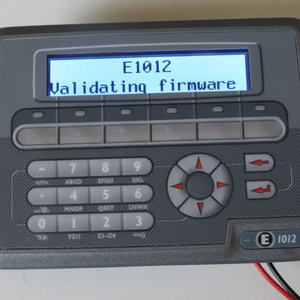 E1012オペレーターインターフェイスパネルE-1012プログラム可能なプログラム可能なHMI - Product Image 1