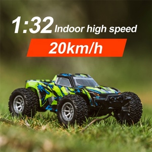 TPR素材2.4Ghz高速20KM/H 4WD 1/32スケール15分再生時間ライト付き子供用RCミニカー - Product Image 5