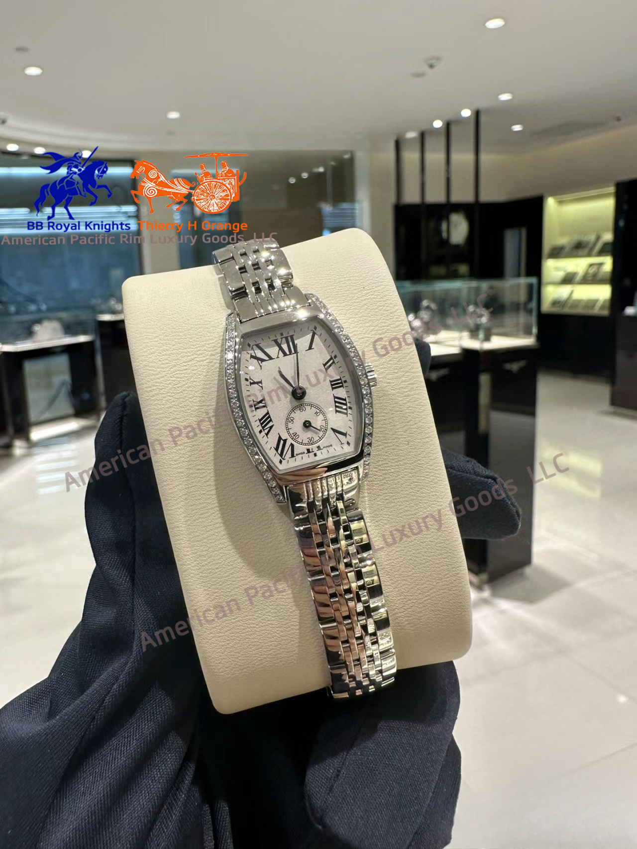 สีขาว (สาย, หน้าปัด, ขอบตัวเรือน เลือกได้)