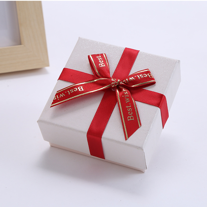 Pearl white galaxy; 7.5*7.5*3.5 (including sponge)