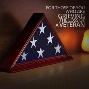 Rắn gỗ tưởng niệm cờ hiển thị trường hợp với cơ sở-Kính thực phía trước-treo tường cờ chôn cất khung cựu chiến binh Mỹ USA 5 'x 9.5 - Product Image 3