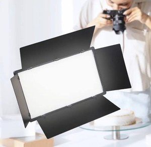 Rl-900 <strong>Led</strong> Portable Camera Light - Lamp Series <strong>Led</strong> Video Light 23x16cm RL900 3000-6500K with the Direction of the Light Flow - Product Image 5