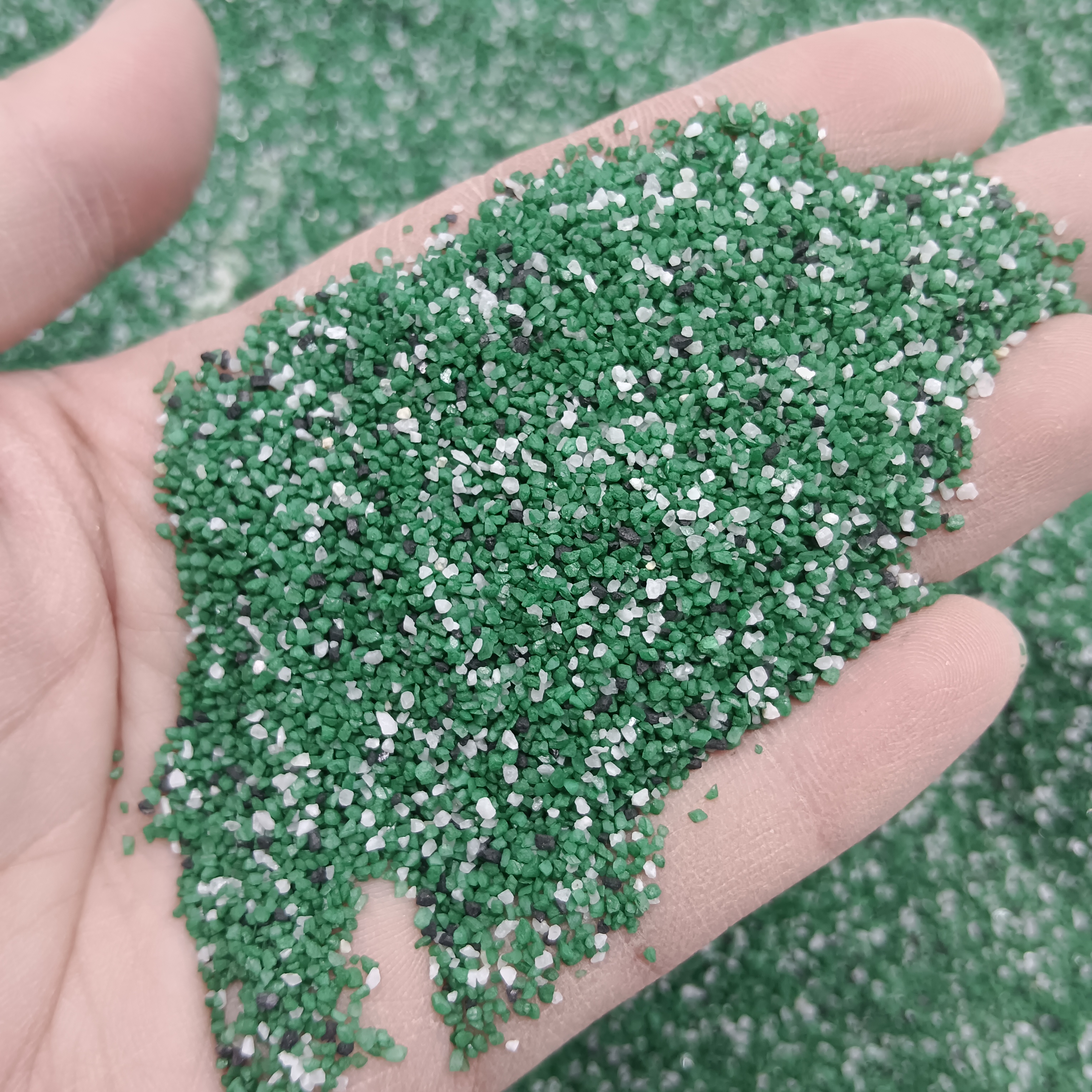 สีเขียว