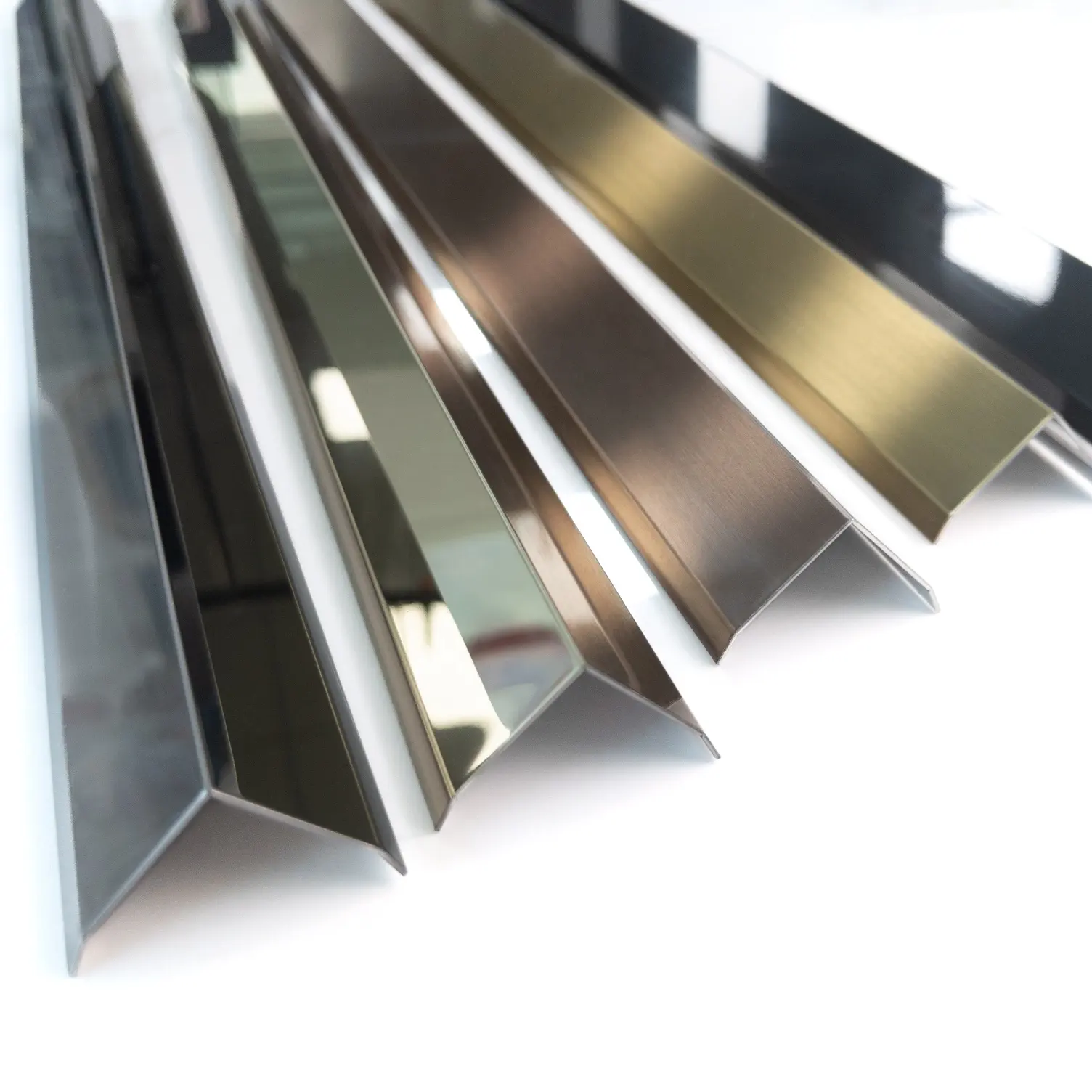 Hot Koop Goud Titanium 8K Spiegel Geborsteld L Vorm Hoekprofiel Roestvrijstalen Tegel Accessoires Voor Muren En Vloerdecoratie
