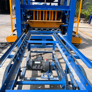 Máquina automática de bloques de enclavamiento, máquina de fabricación de bloques huecos de 220V, bomba PLC, componentes de núcleo de motor, hormigón crudo - Product Image 6