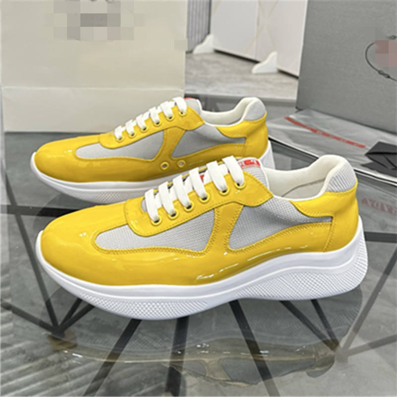 สีเหลือง