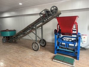 Ấn Độ bán tự động bê tông rỗng gạch Máy Phễu loại than tro khối hình thành máy - Product Image 5