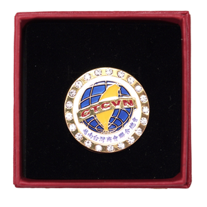 UV In Ấn Top Các Điểm Hấp Dẫn Chết Cắt Kẽm Hợp Kim Mới Hình Dạng Tùy Chỉnh OEM Mạ Điện Việt Nam Cổ Ve Áo <span class=keywords><strong>Pins</strong></span> - Product Image 2