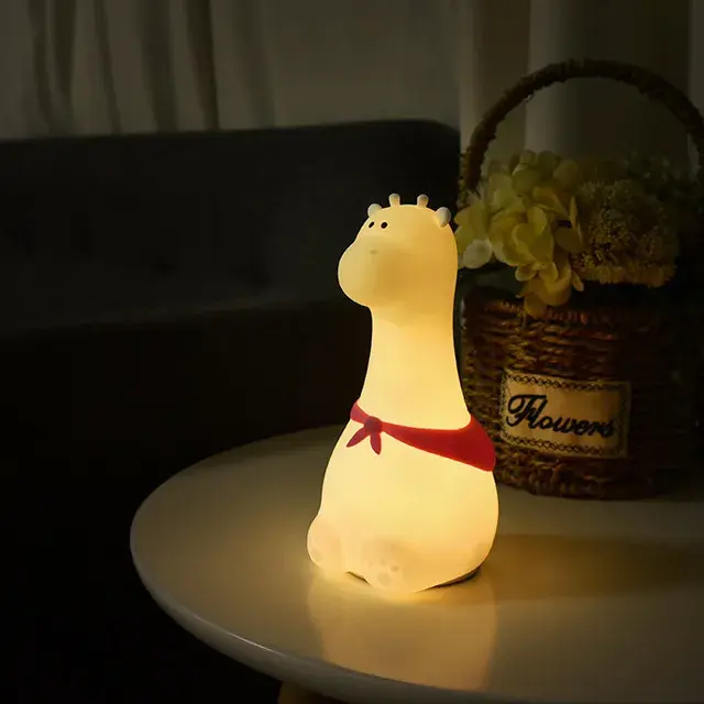 Lampada giraffa giocattolo per bambini luce notturna carina per bambini lampada in Silicone colorato LED Touch Night Light lampada ricaricabile