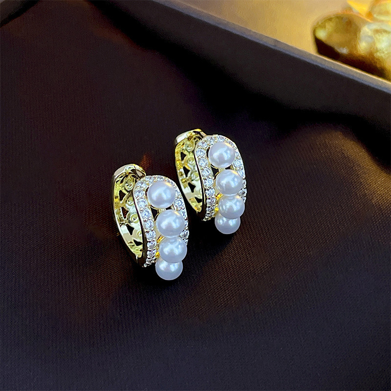 73 # Silver Needle- gold