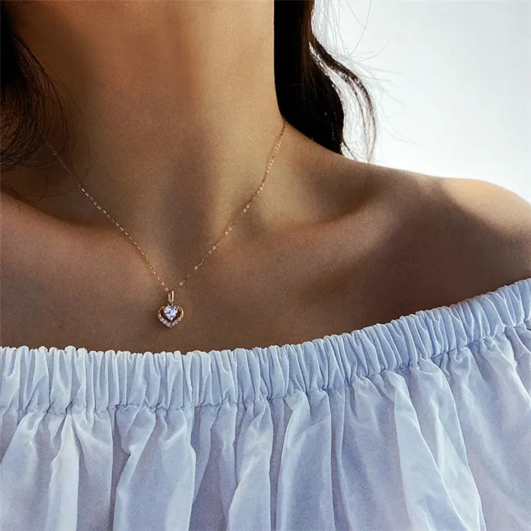 Collar con colgante de corazón de diamante S925, elegante, hecho de plata de ley, corazón, diamantes de imitación