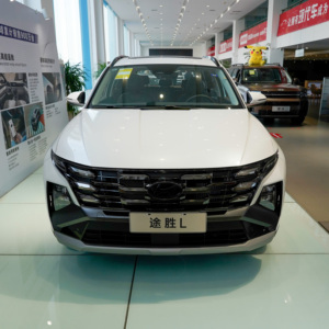 2024 yeni hyun-dai Tucson L benzin SUV 5 koltuk otomatik şanzıman sol el sürücü