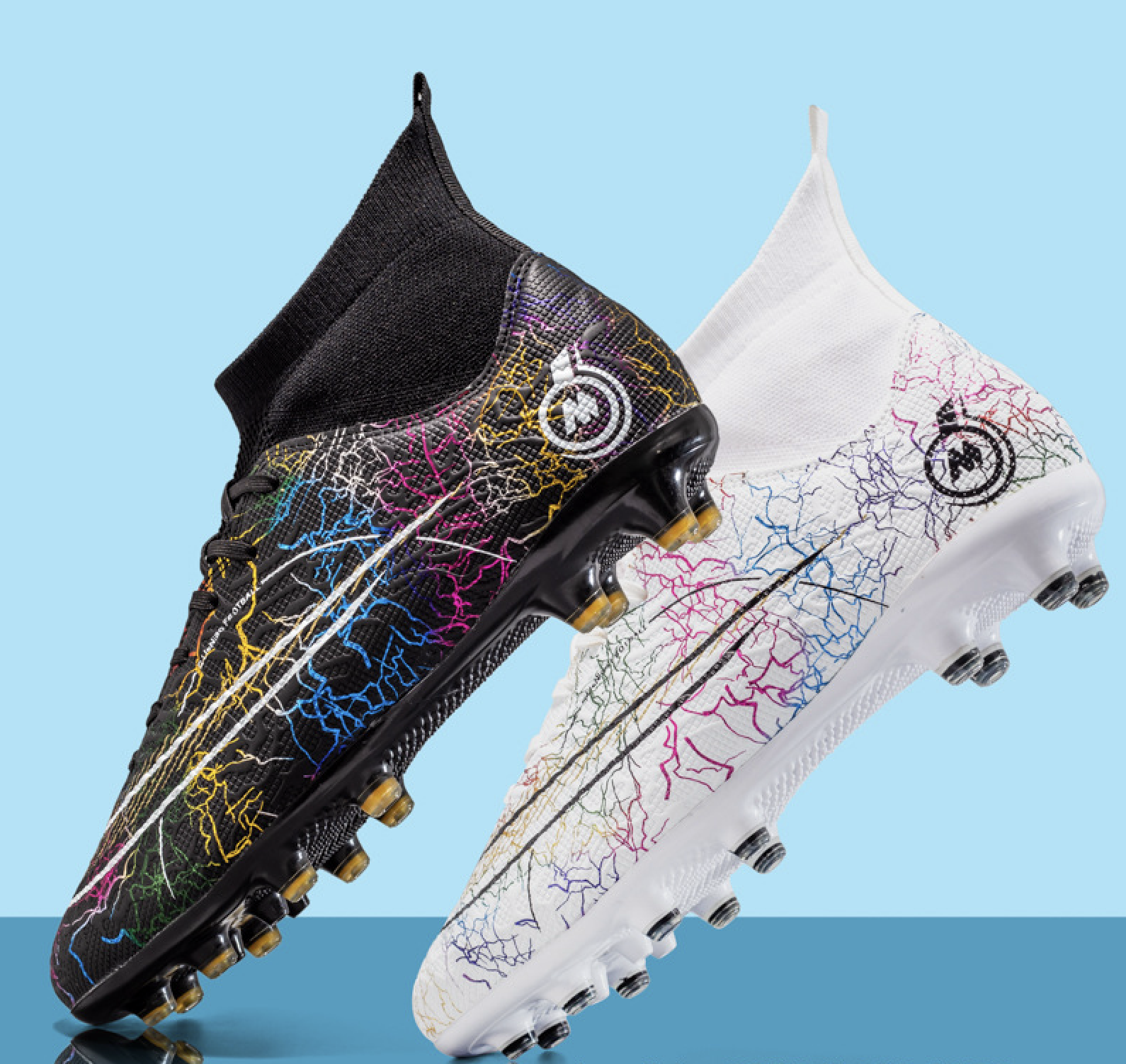 068 Ongles longs mixtes - blanc cassé + noir