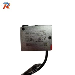 日本Keyence LR-TB5000CL LR-TB5000 LR-TB5000CL新品オリジナルLR-XシリーズデジタルCMOSレーザーセンサー - Product Image 1