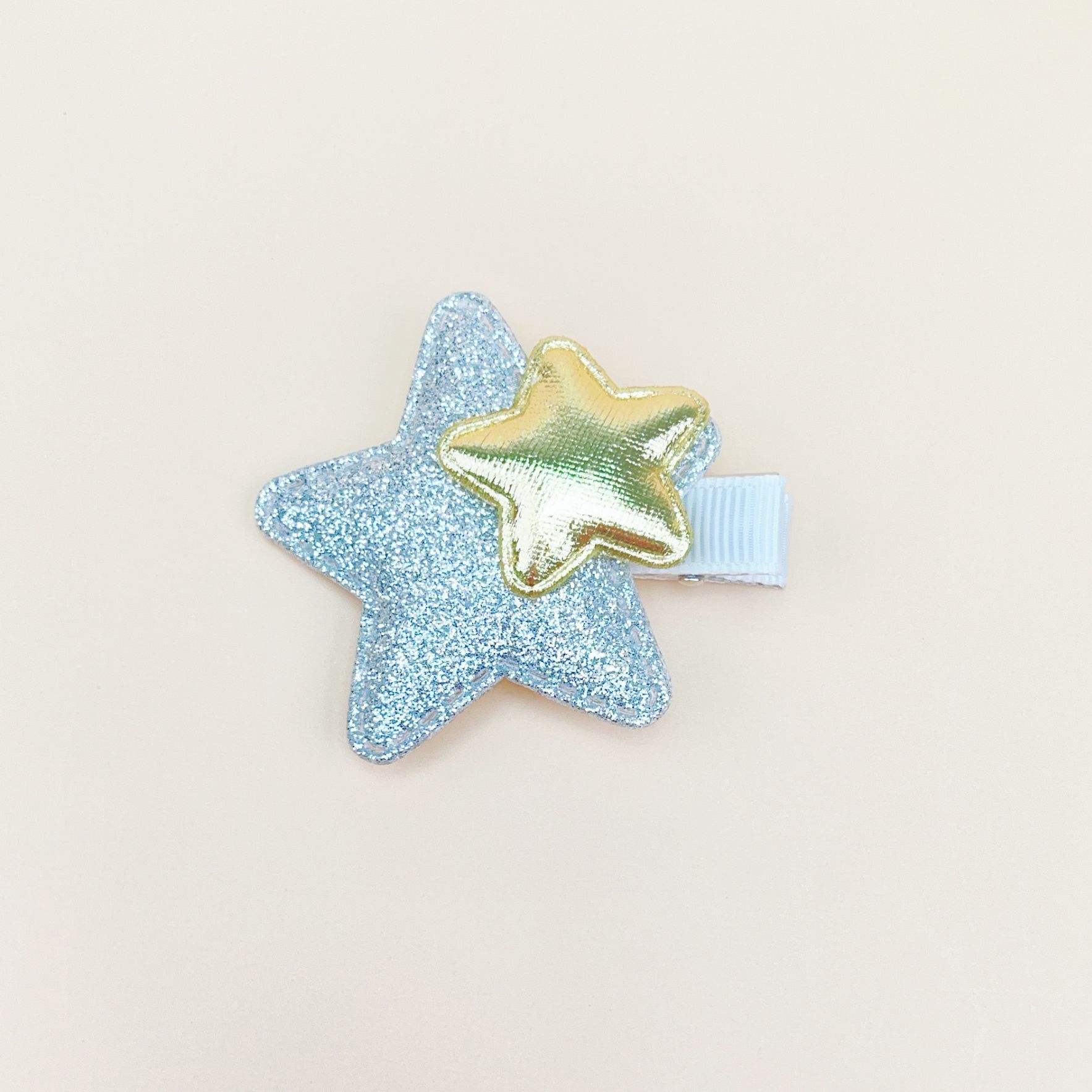 ดาวสีทองสีเงิน Mc6581