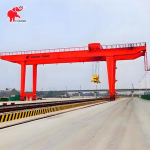 Üretici toptan Dafang marka Port kullanarak 20t 30t 50t 60t <span class=keywords><strong>65t</strong></span> ray monteli portal vinç konteyner fiyat için