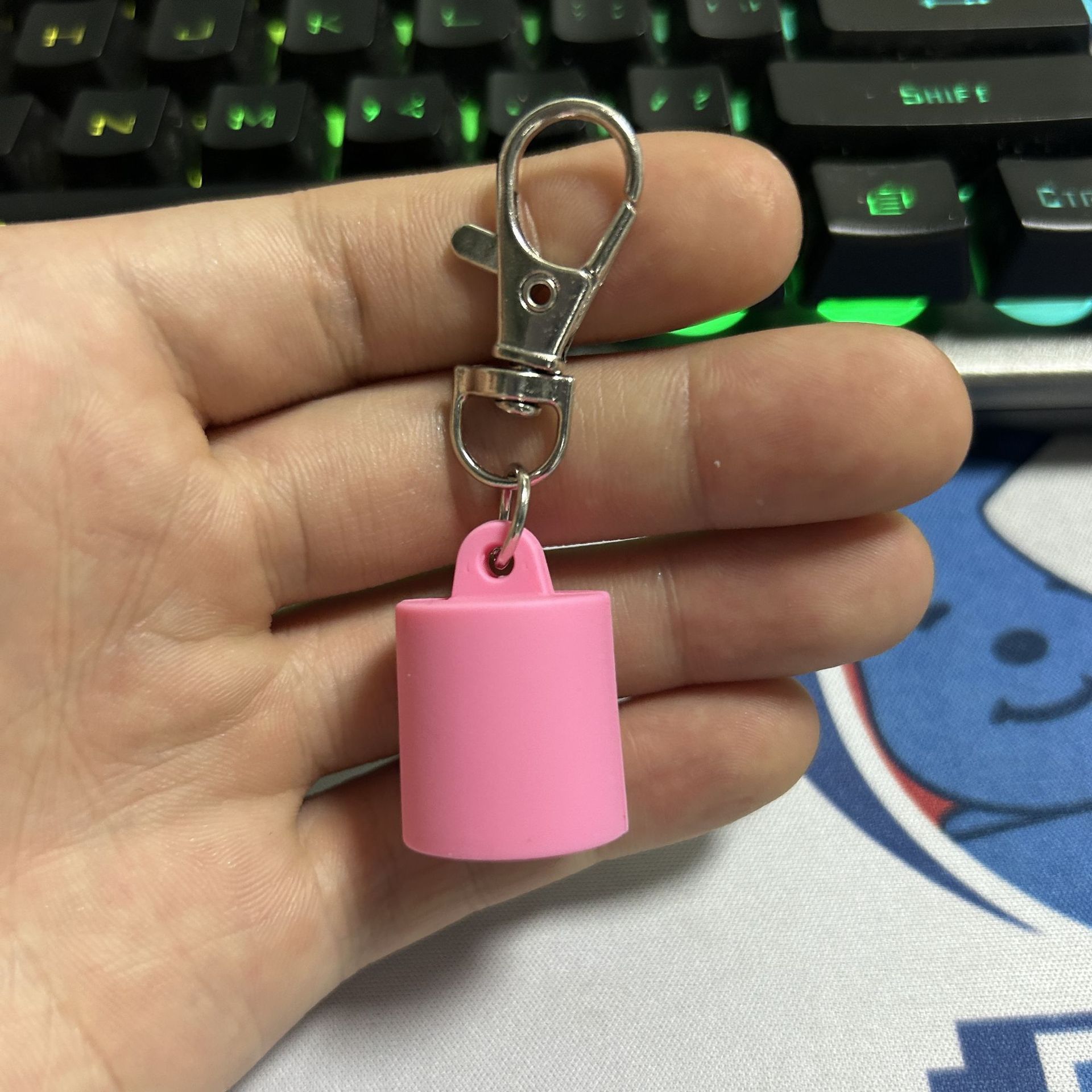 Gloss lip gloss keychain-pink