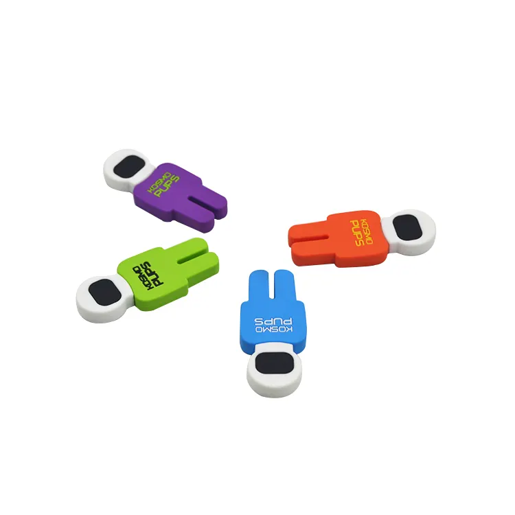 2023 yumuşak kauçuk insansı USB sürücüsü özelleştirilmiş PVC kabartmalı Logo promosyon USB sürücüsü