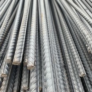 HRB400 HRB 500E ASTM 716 karbon çelik çubuk donatı çelik çubuk demir çubuk deformasyon inşaat için çelik çubuk