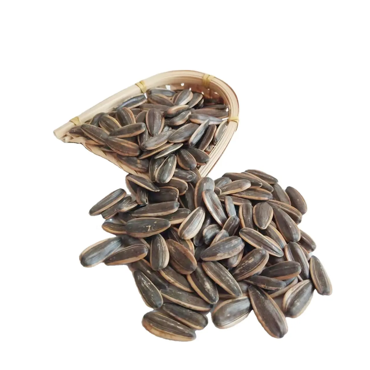 Esportazione di grandi dimensioni di diversi tipi di semi di girasole tostati confezionati