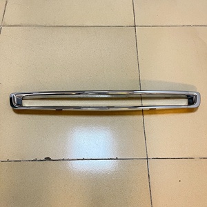 Yiqida tự động hệ thống cơ thể phụ tùng xe hơi phụ tùng khác xe bumpers dưới lưới tản nhiệt khung sáng cho Volvo XC90 OE 30698143 - Product Image 5