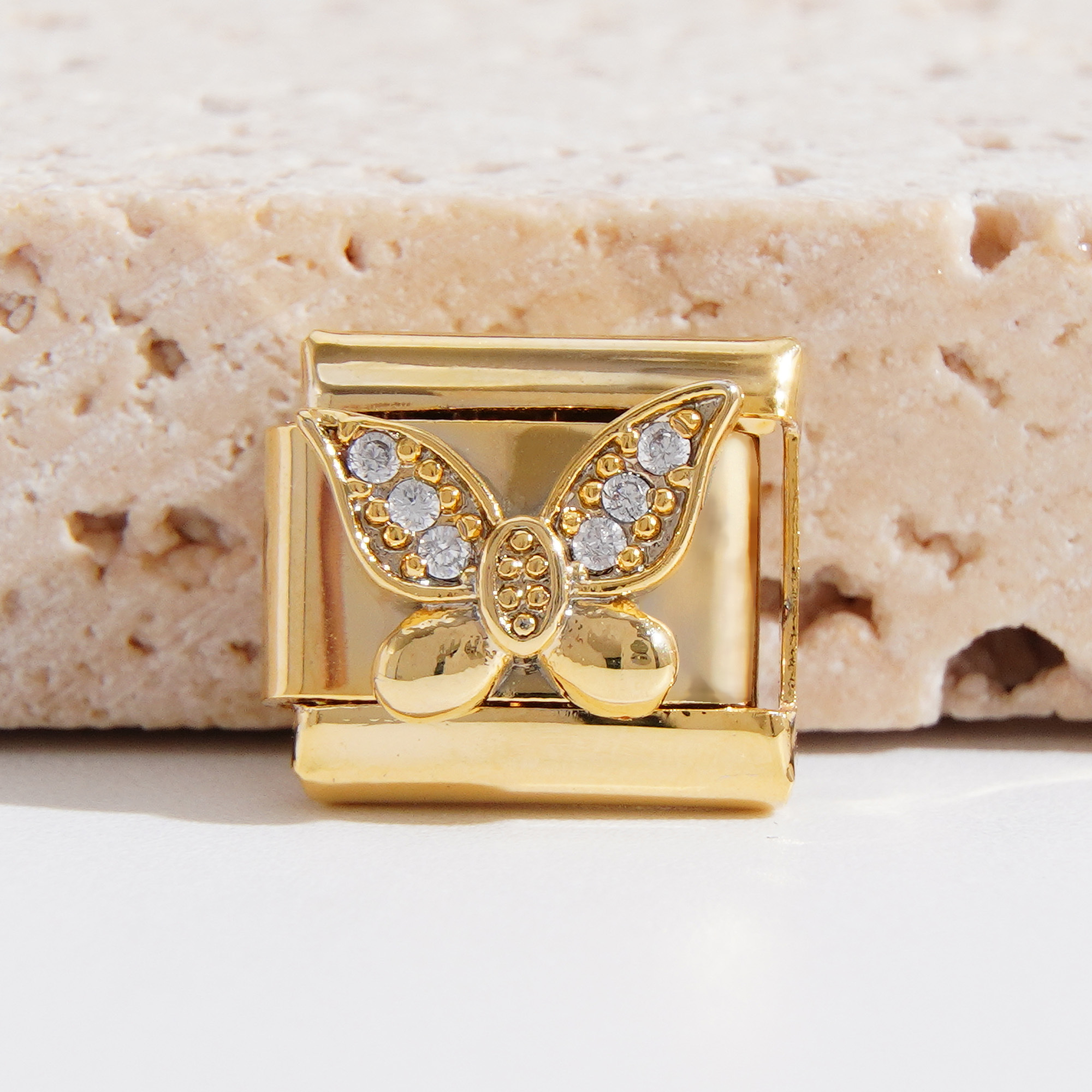 Gold MK-1534