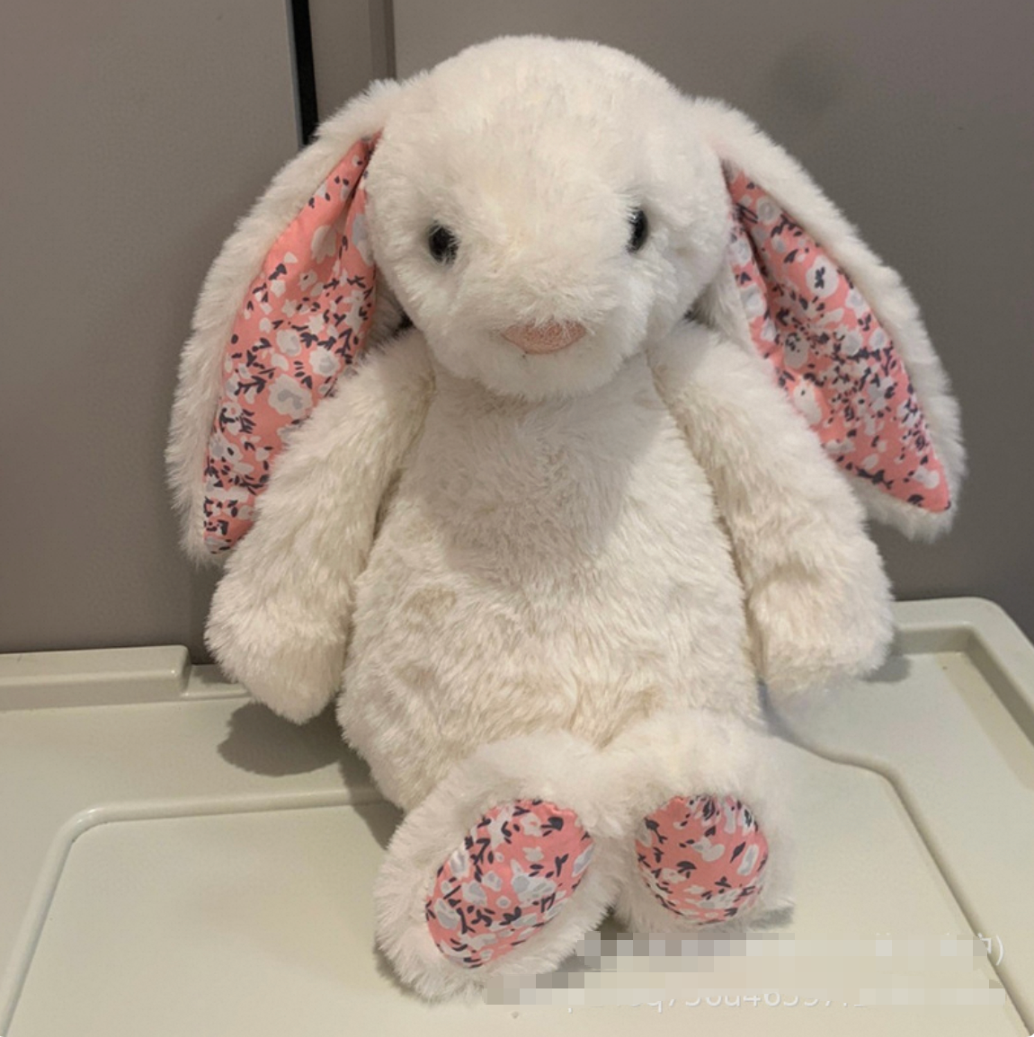 Lapin Blanc avec Oreilles Sakura - 31cm