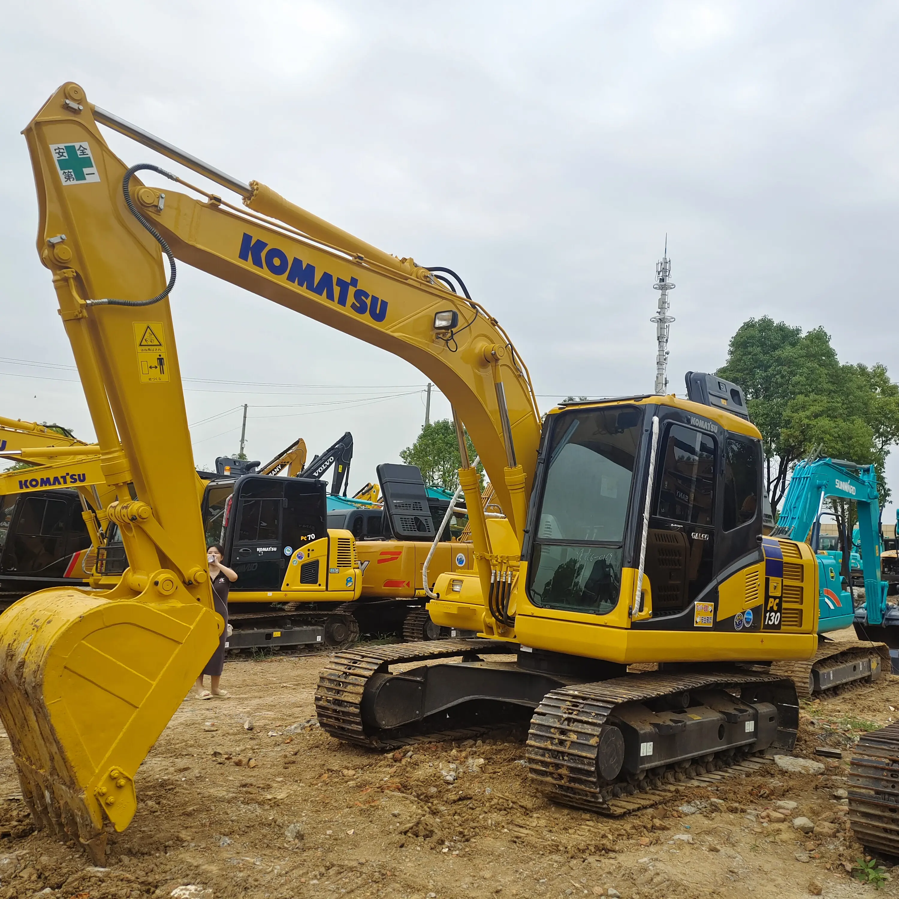 Excavadoras japonesas Komatsu, excavadora sobre orugas, a la venta, máquinas de movimiento de tierras pc130, buen precio, calidad, 13 toneladas