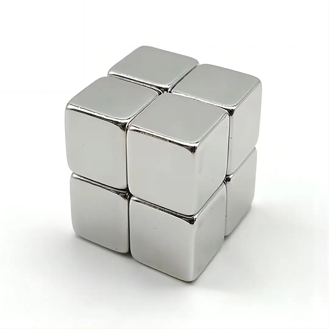 Blocs de cube magnétique Super Neocube Neodimio avec revêtement en or Aimant NDFeB Rotor carré en néodyme Inspiré de la forme Minecraft