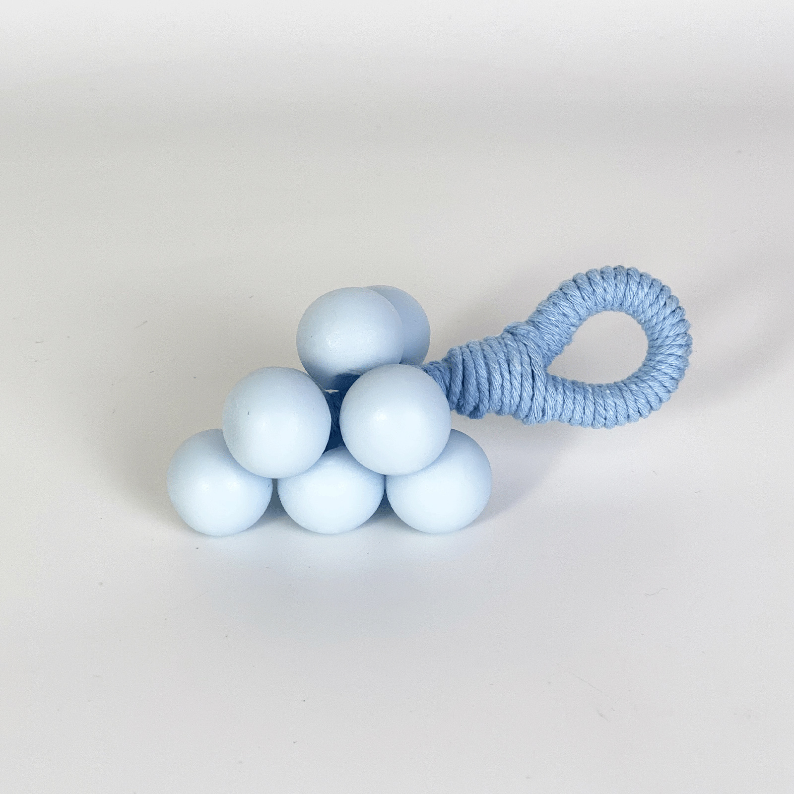 Macaron blue-naked string