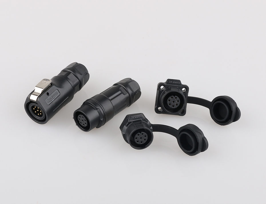 Male In-line Connector