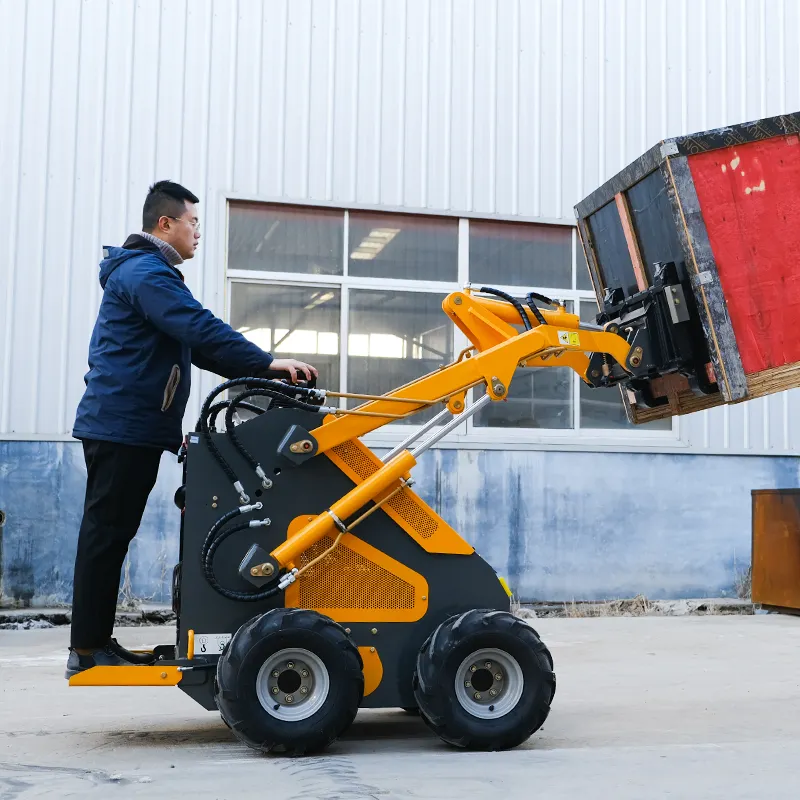 Dijual Pemuat Selip Steer Mini Eropa 5 CE EPA Pemuat Kecil Caterpillar 500Kg 800Kg Skid Steer Track Loader