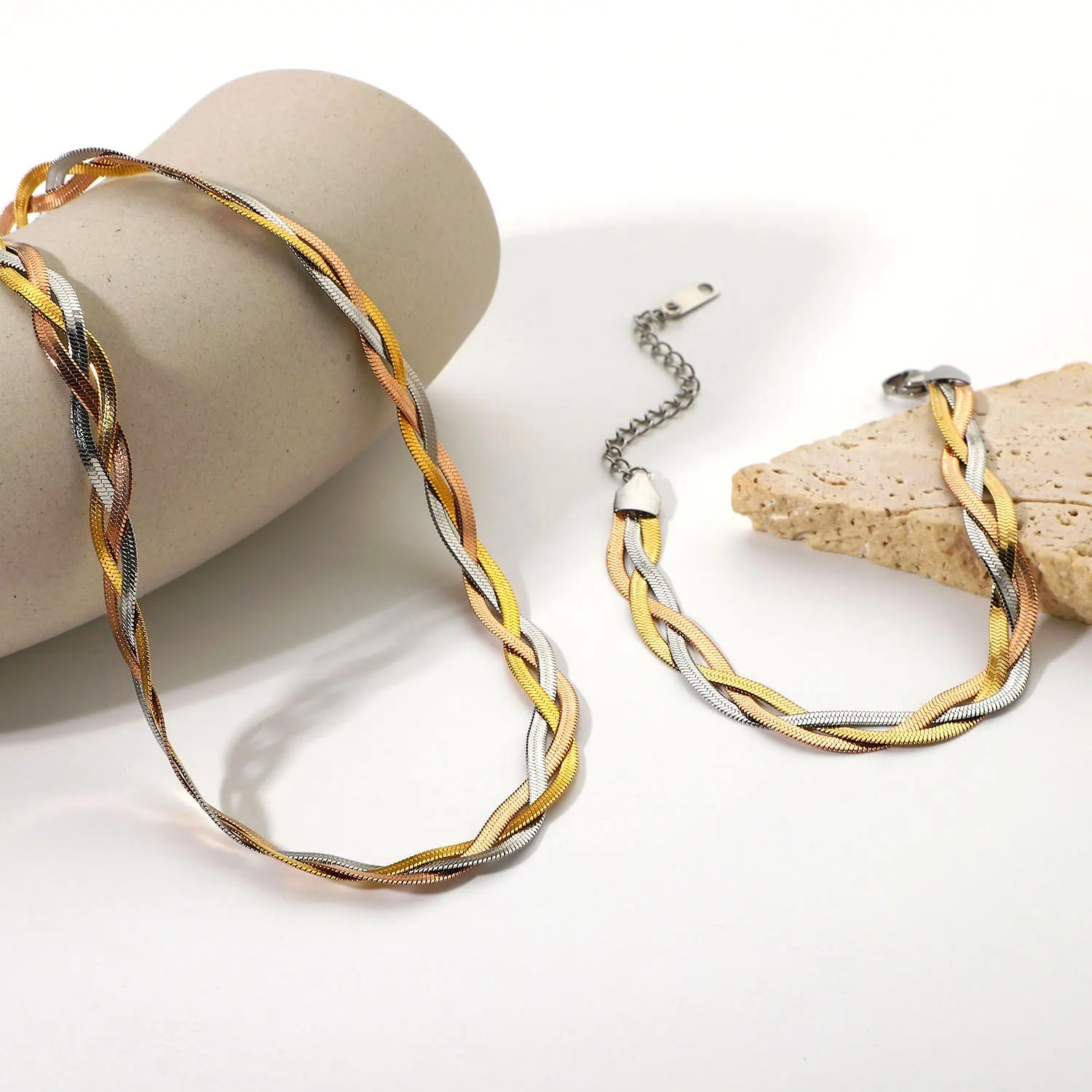 Anyaman emas minimalis kalung bungkus rantai tulang Herringbone bertekstur gelang Choker ular datar gelang kalung kepang