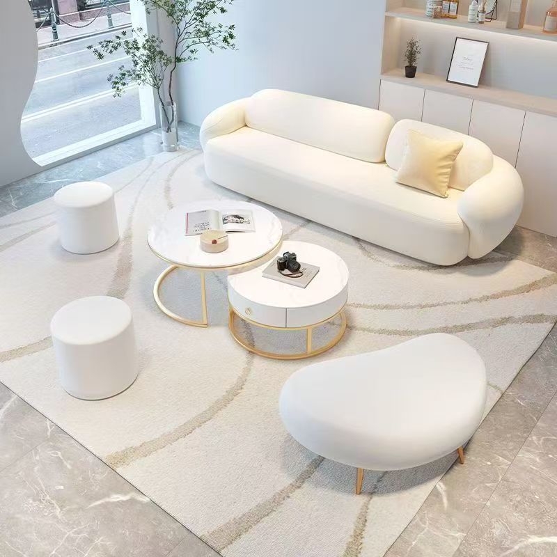 Tabouret courbé + tabouret rond*2 + canapé trois places + table basse