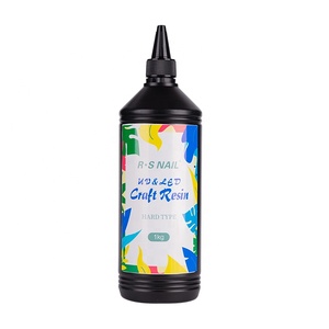 R <span class=keywords><strong>S</strong></span> tırnak üreticisi 1kg Uv reçine tutkal tedarikçisi kristal temizle Uv sert kür reçine Diy reçine kalıpları takı yapımı için sanat