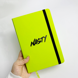 Cuaderno A5 personalizado, cuadernos baratos a granel, banda elástica, funda de lino de tapa dura, diario con logotipo personalizado de hojas sueltas de cuero PU - Product Image 1